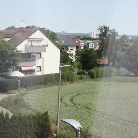 Moderne 2 In In Hervorragender Lage Und Infrastruktur Apartment