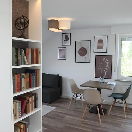 Moderne 2 In In Hervorragender Lage Und Infrastruktur