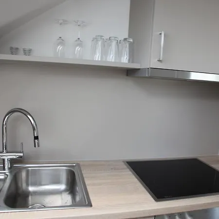 公寓 Moderne 2 In In Hervorragender Lage Und Infrastruktur