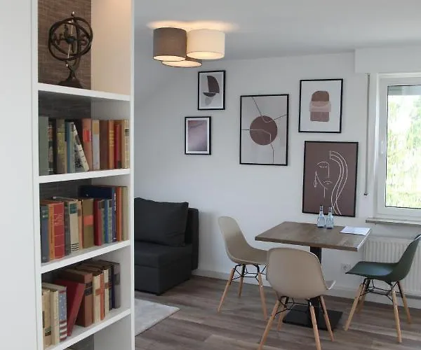 Moderne 2 In In Hervorragender Lage Und Infrastruktur